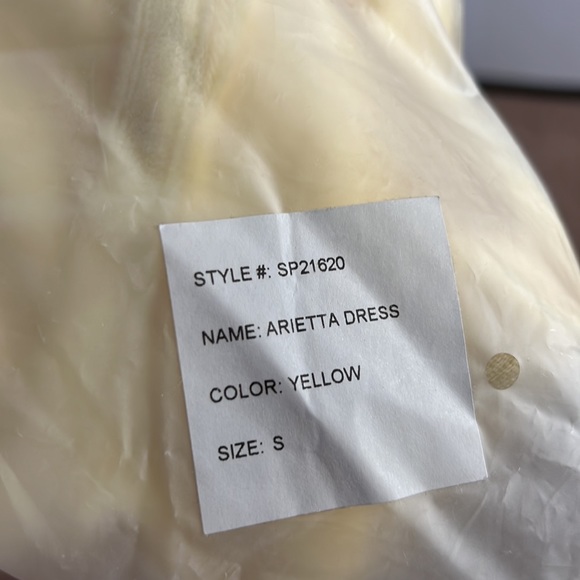 Generation love Aristarchus winter dress women sizes XXS/S yellow new with tag - Picture 7 of 7